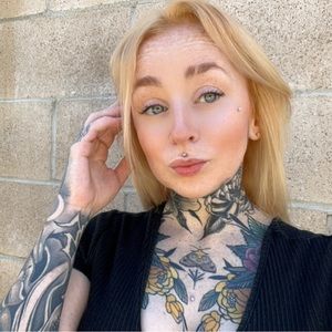 Meet your Posher, Katelyn